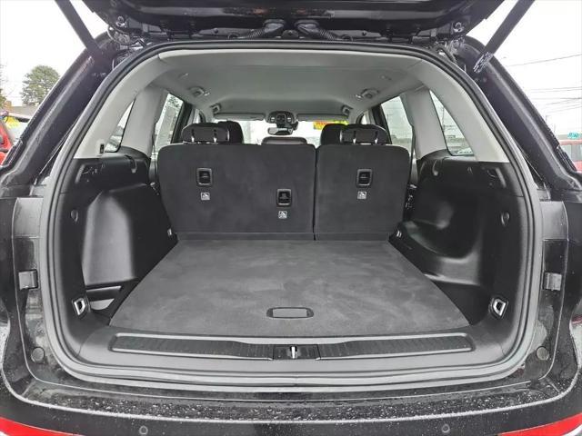 used 2023 Jeep Grand Cherokee car, priced at $28,982