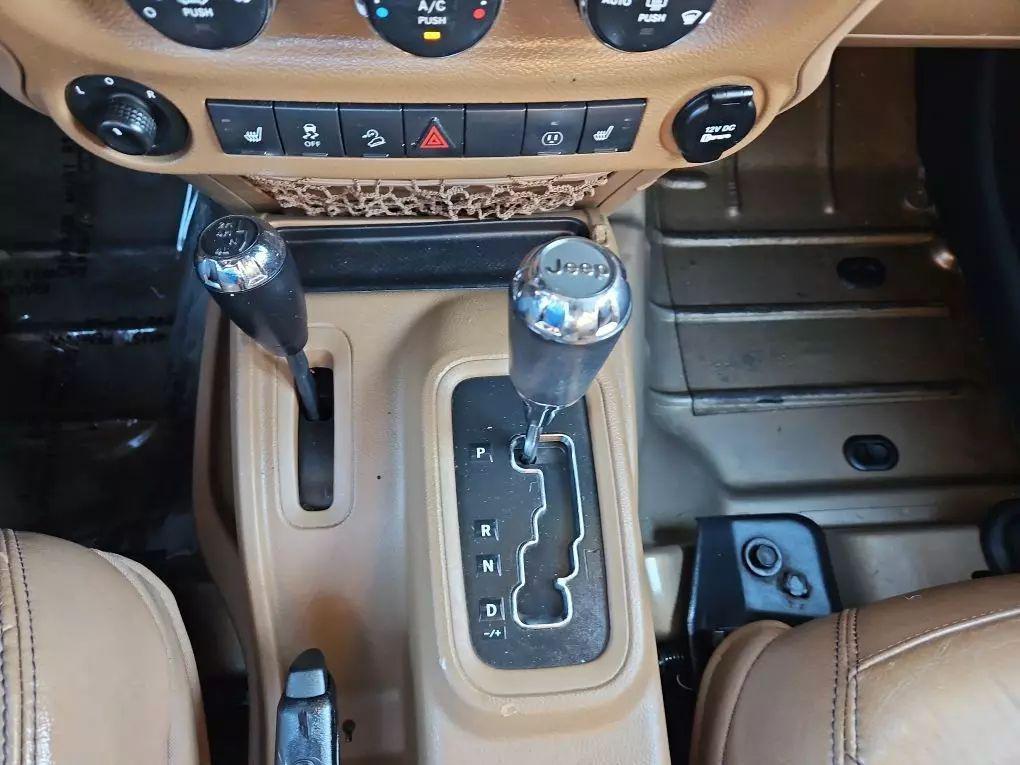 used 2015 Jeep Wrangler Unlimited car, priced at $17,971