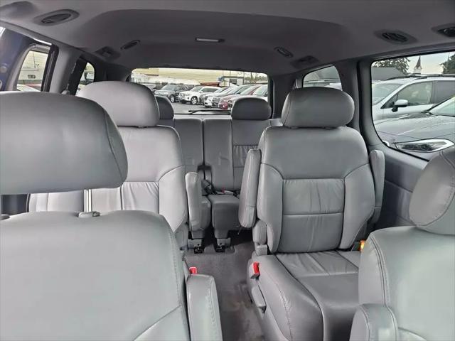 used 2003 Toyota Sienna car, priced at $9,995