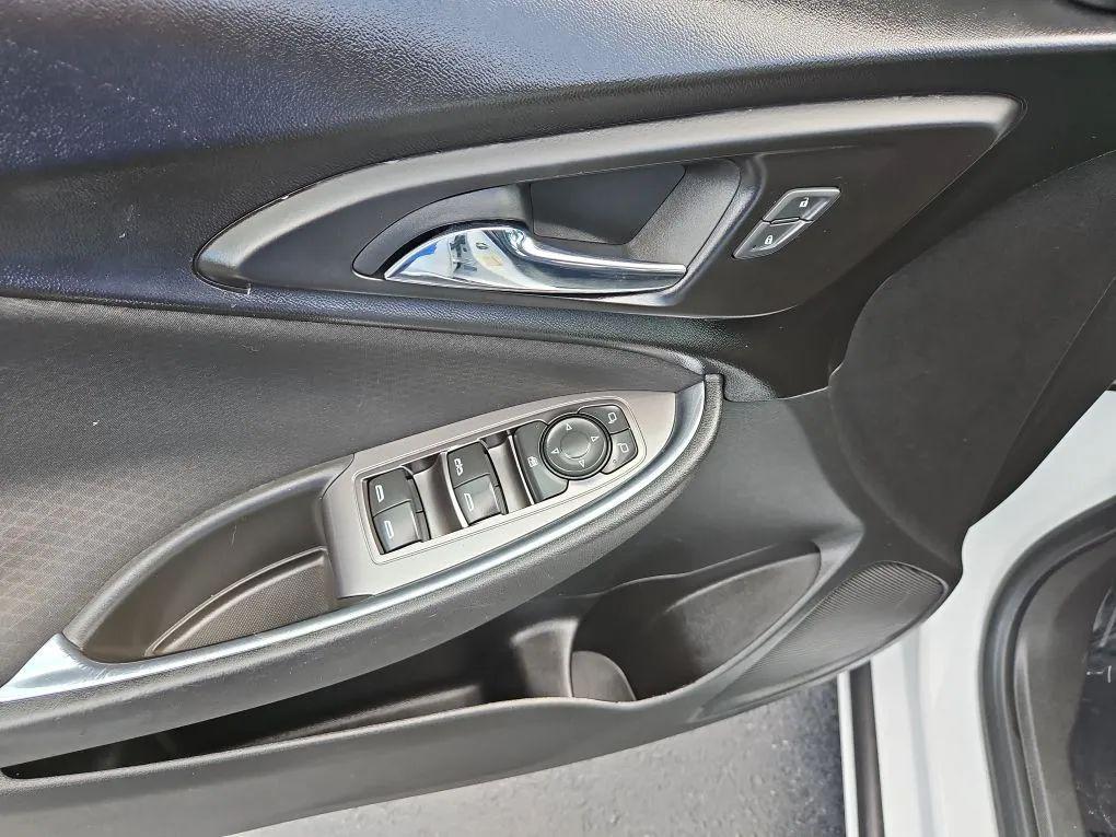 used 2018 Chevrolet Malibu car, priced at $14,977
