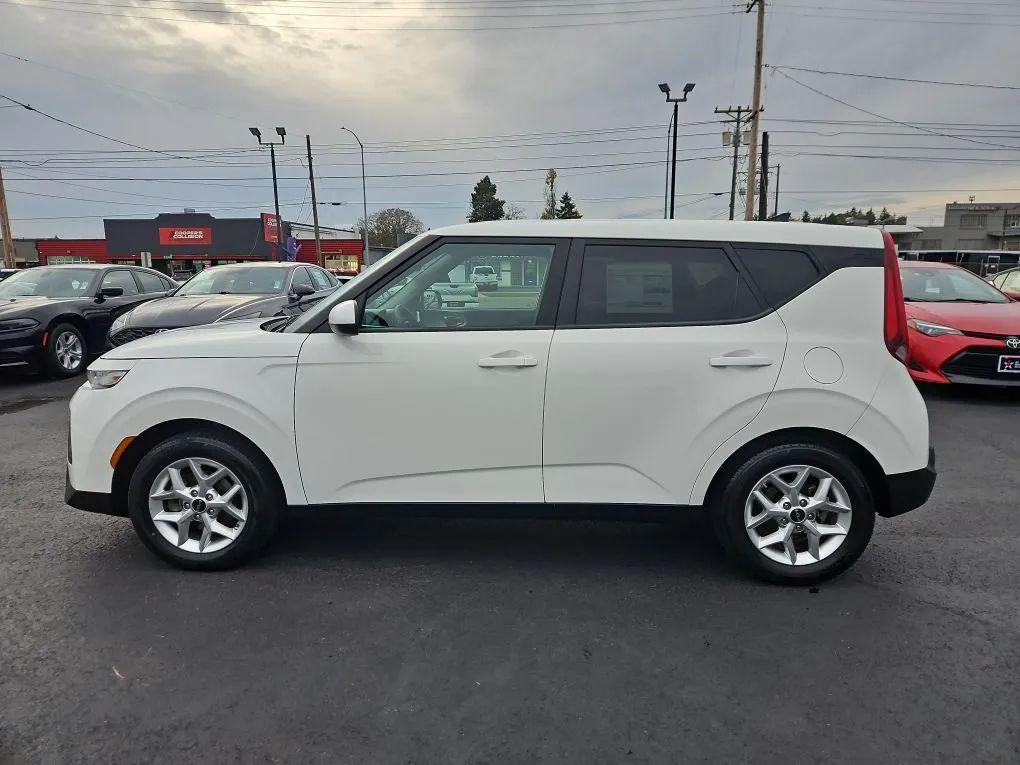 used 2022 Kia Soul car, priced at $15,951