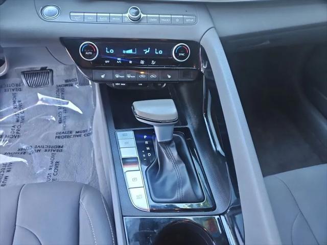 used 2023 Hyundai Elantra car, priced at $19,977