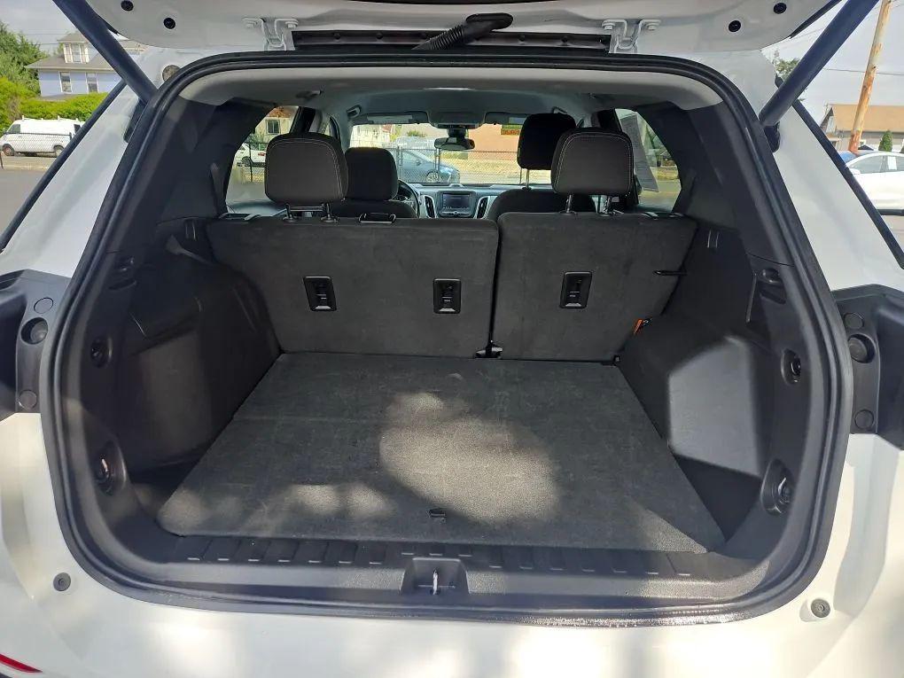 used 2024 Chevrolet Equinox car, priced at $21,912