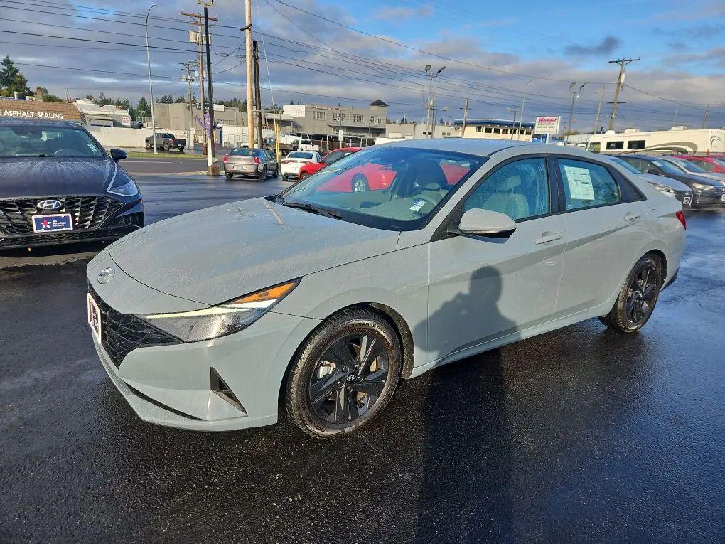 used 2022 Hyundai Elantra car, priced at $16,961