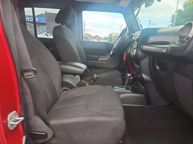 used 2013 Jeep Wrangler Unlimited car, priced at $16,261