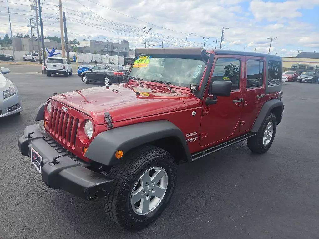 used 2013 Jeep Wrangler Unlimited car, priced at $14,977