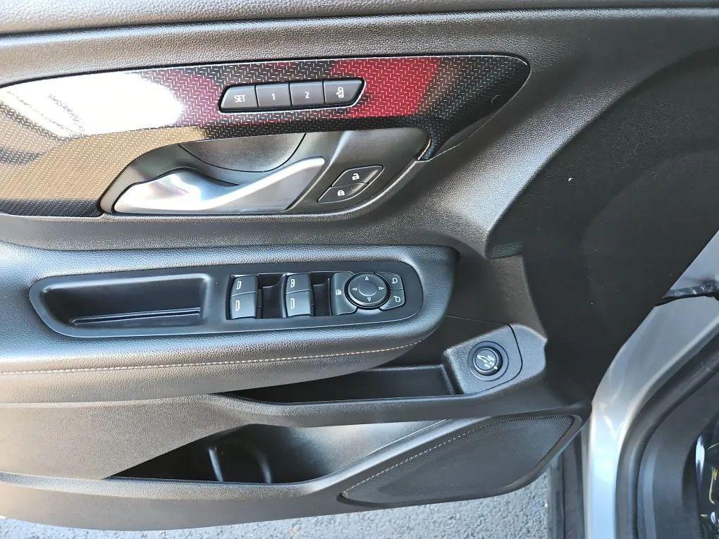 used 2023 GMC Terrain car, priced at $23,977