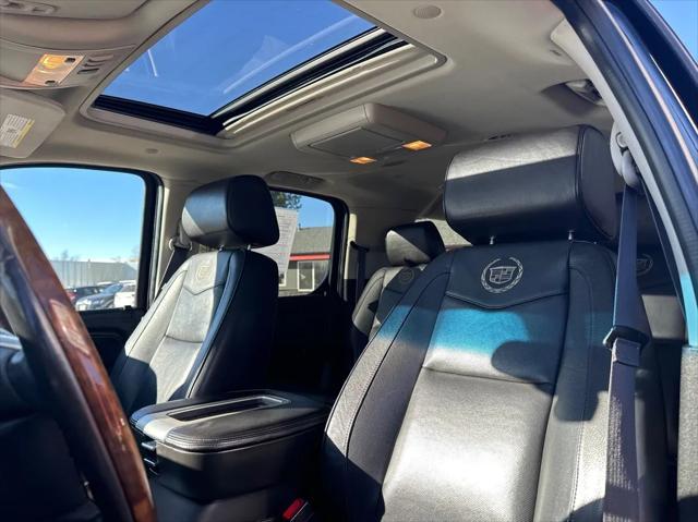 used 2014 Cadillac Escalade ESV car, priced at $22,498