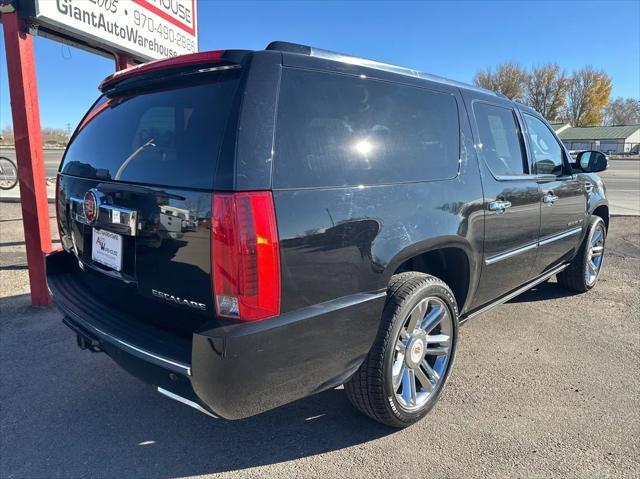 used 2014 Cadillac Escalade ESV car, priced at $22,498