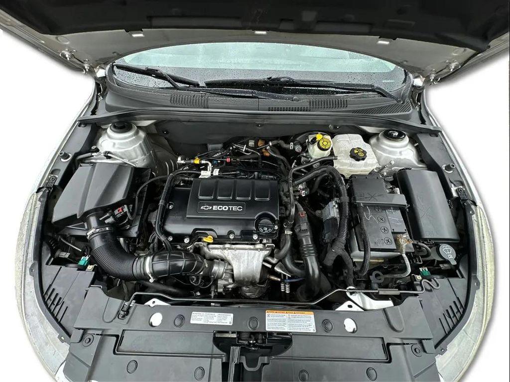 used 2014 Chevrolet Cruze car, priced at $7,298