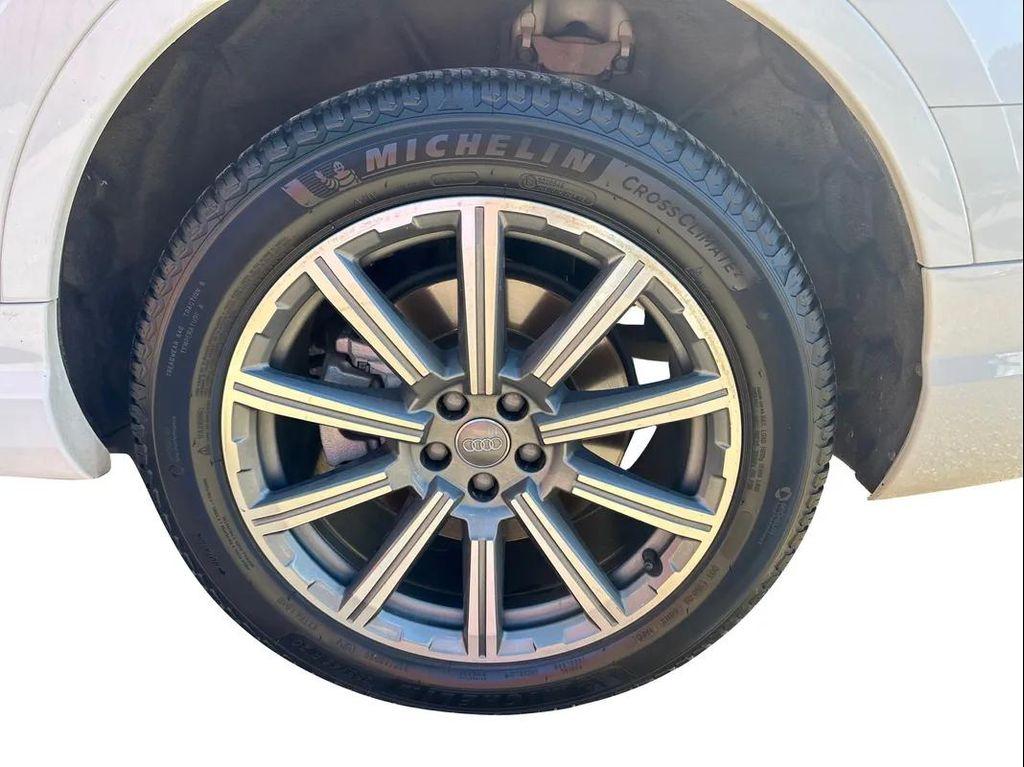 used 2019 Audi Q7 car, priced at $23,598