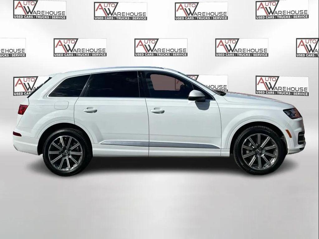 used 2019 Audi Q7 car, priced at $23,598