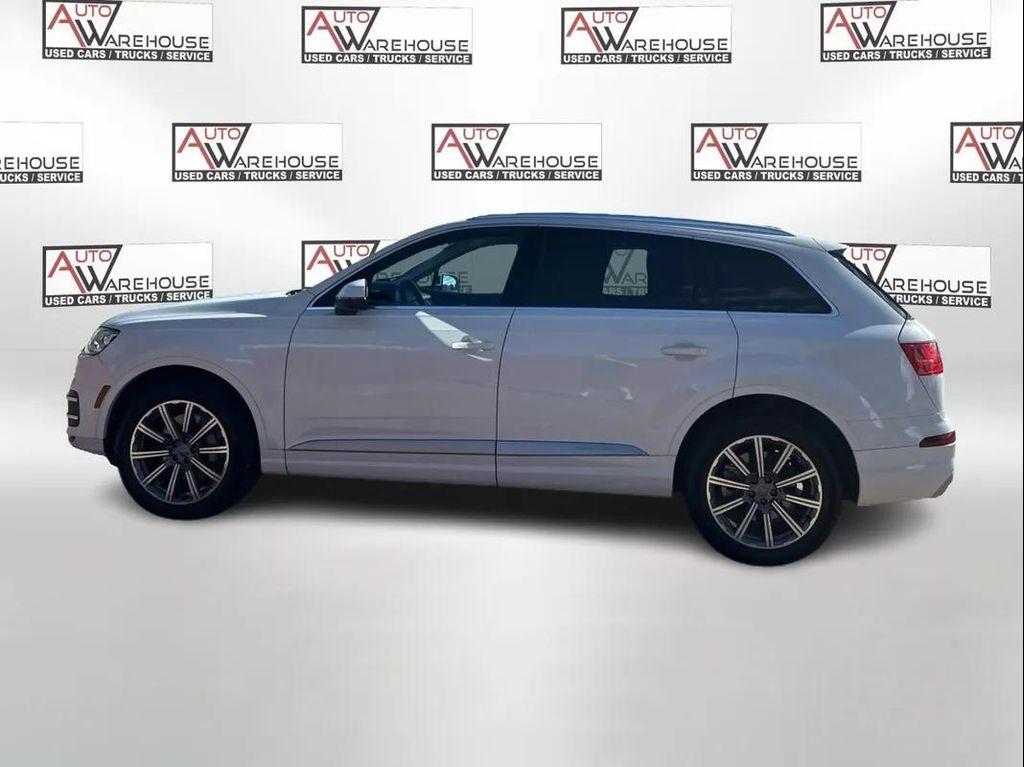 used 2019 Audi Q7 car, priced at $23,598