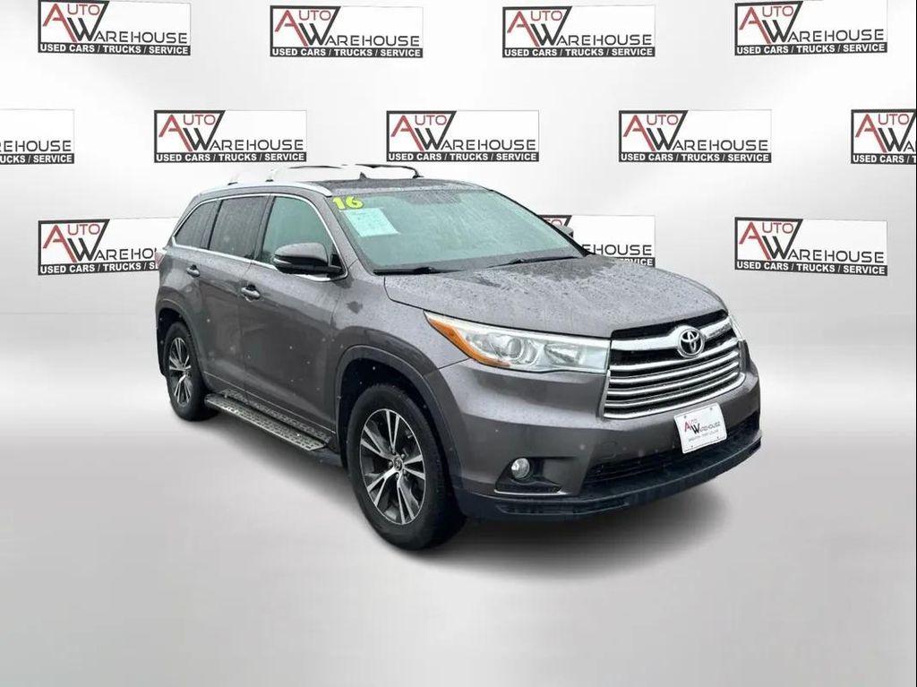 used 2016 Toyota Highlander car, priced at $15,998