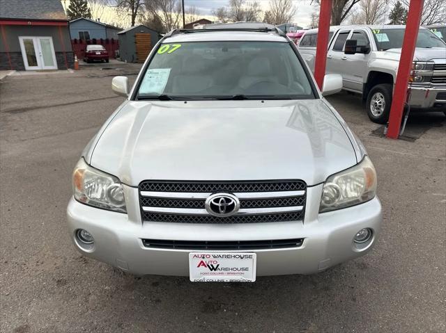 used 2007 Toyota Highlander Hybrid car, priced at $9,998