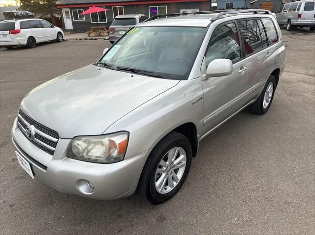 used 2007 Toyota Highlander Hybrid car, priced at $9,998