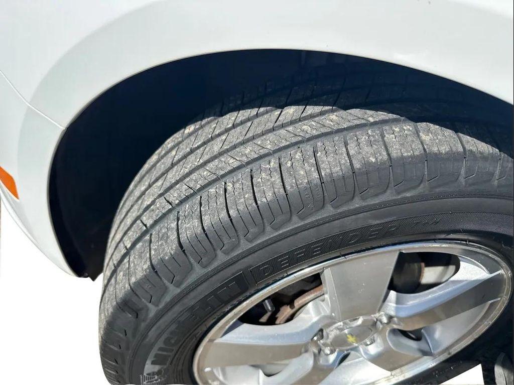 used 2014 Chevrolet Cruze car, priced at $8,598