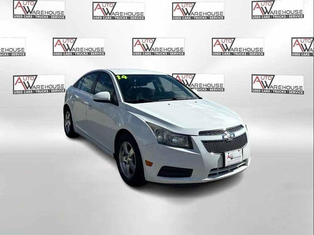 used 2014 Chevrolet Cruze car, priced at $8,598