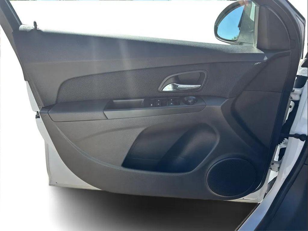used 2014 Chevrolet Cruze car, priced at $8,598