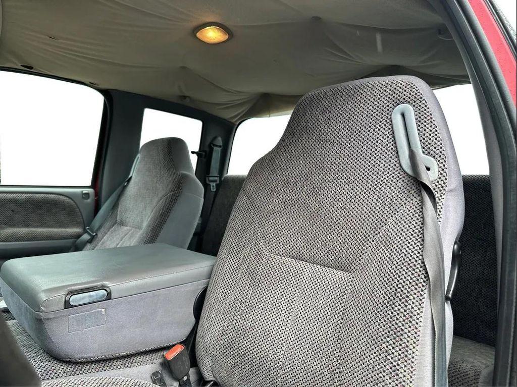 used 1998 Dodge Ram 2500 car, priced at $12,998