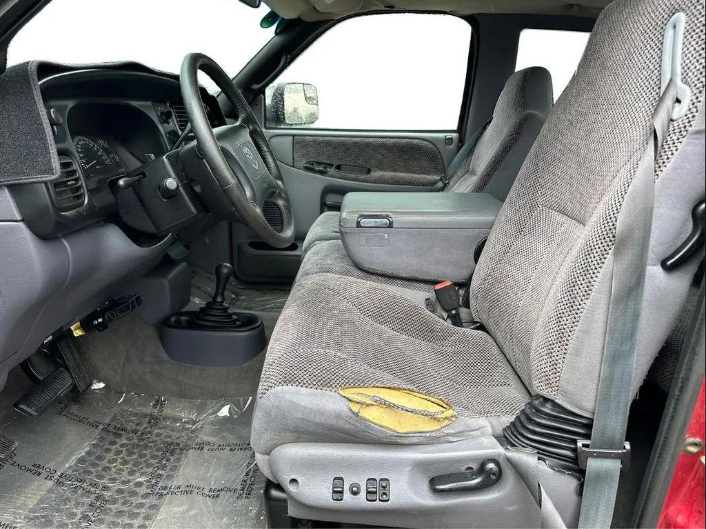 used 1998 Dodge Ram 2500 car, priced at $12,998