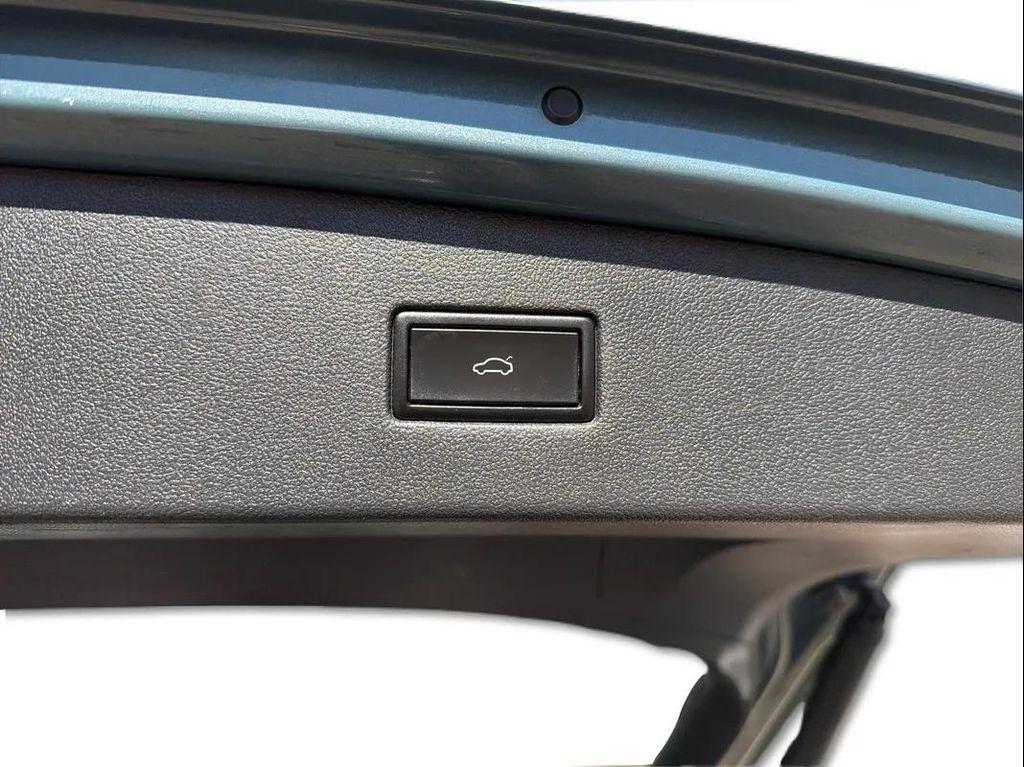 used 2020 Volkswagen Tiguan car