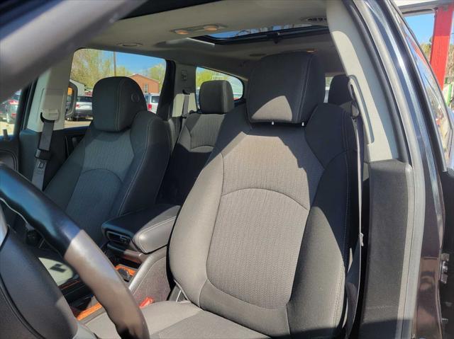 used 2013 Chevrolet Traverse car, priced at $13,498