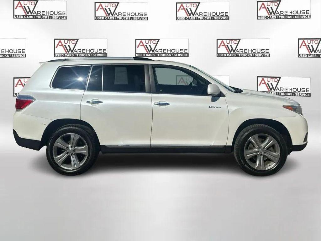 used 2012 Toyota Highlander car, priced at $14,498