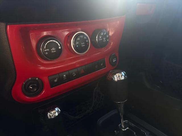 used 2015 Jeep Wrangler Unlimited car, priced at $24,998