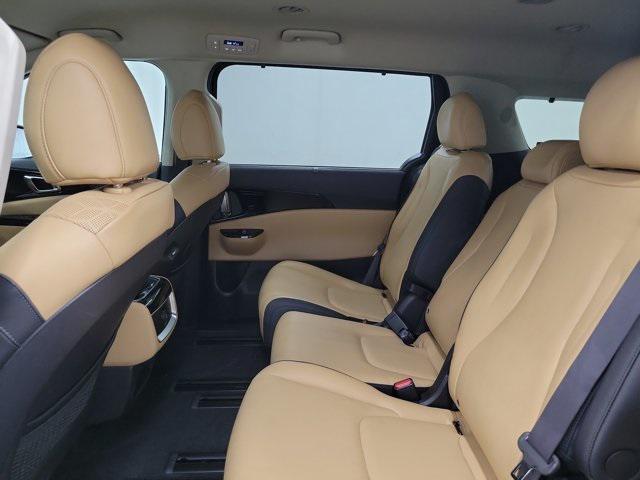 used 2024 Kia Carnival car, priced at $35,990