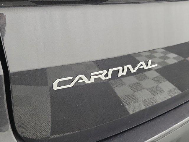 used 2024 Kia Carnival car, priced at $35,990