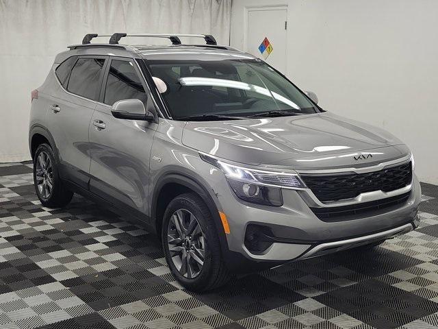 used 2023 Kia Seltos car, priced at $21,990