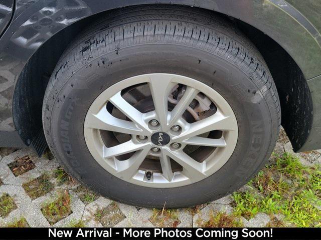 used 2024 Kia Carnival car, priced at $34,990