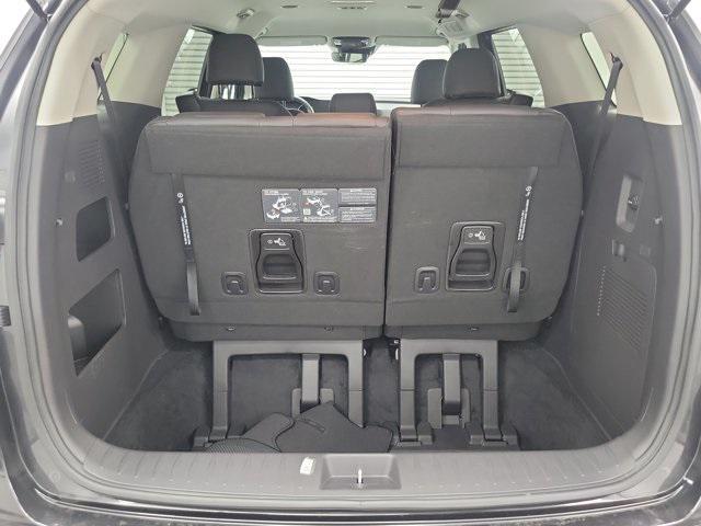 used 2024 Kia Carnival car, priced at $34,990
