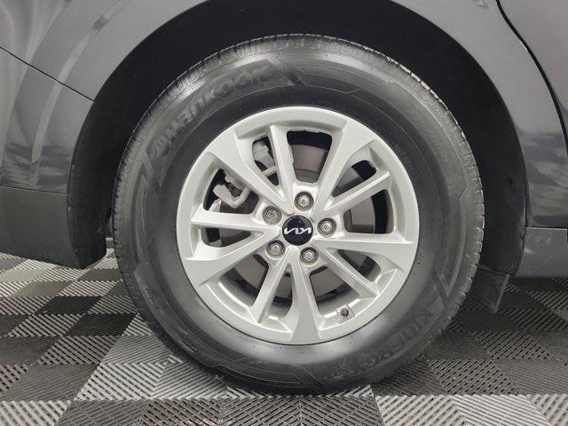 used 2024 Kia Carnival car, priced at $34,990