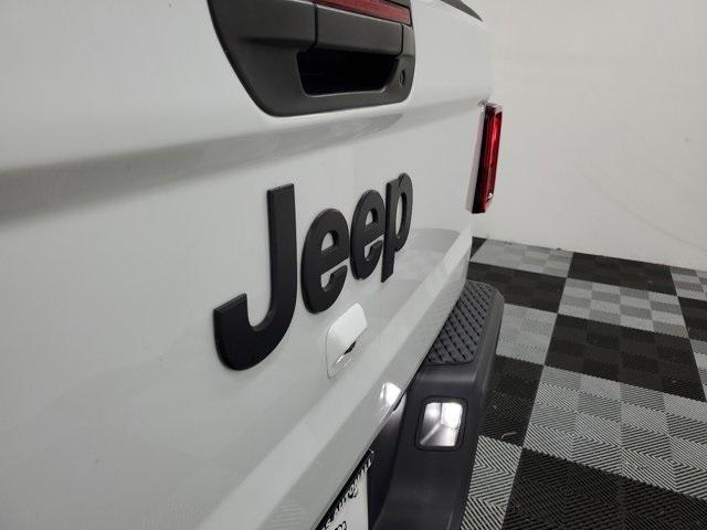 used 2021 Jeep Gladiator car, priced at $34,490