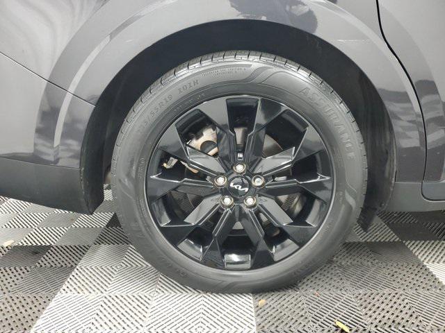 used 2022 Kia Carnival car, priced at $35,490