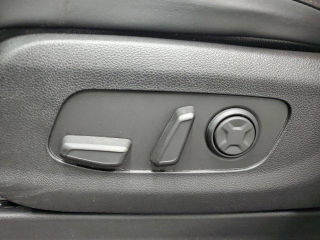 used 2022 Kia Carnival car, priced at $35,490