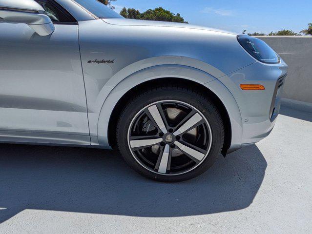 new 2025 Porsche Cayenne car, priced at $192,065