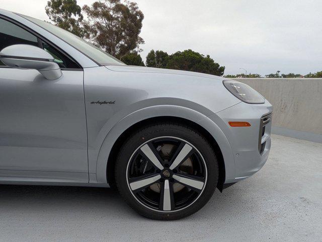 new 2025 Porsche Cayenne car, priced at $192,065
