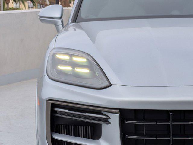 new 2025 Porsche Cayenne car, priced at $192,065