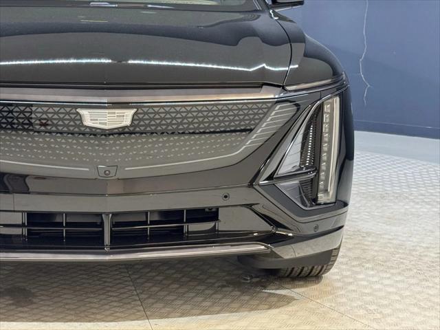 new 2025 Cadillac LYRIQ car, priced at $61,115