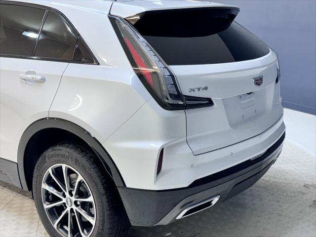 used 2025 Cadillac XT4 car, priced at $38,998