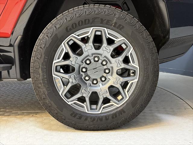 used 2025 GMC HUMMER EV SUV car, priced at $86,999