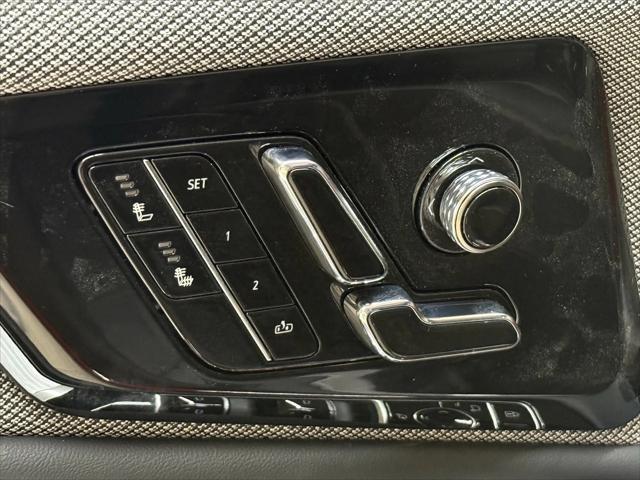 new 2025 Cadillac OPTIQ car, priced at $56,215