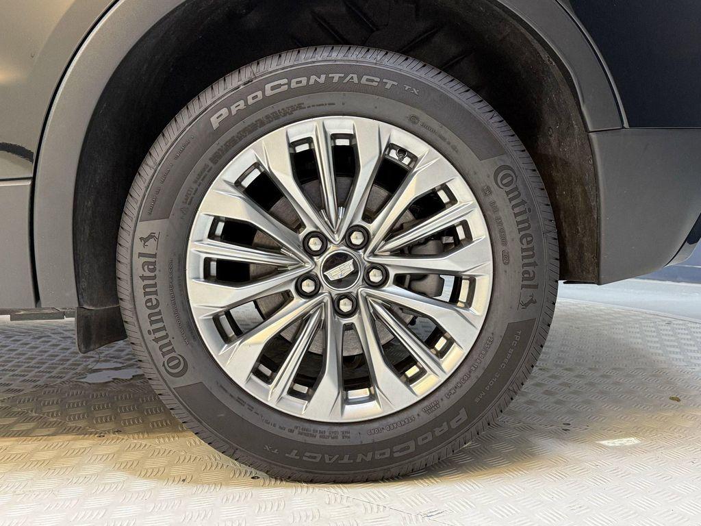 new 2025 Cadillac XT4 car, priced at $47,240