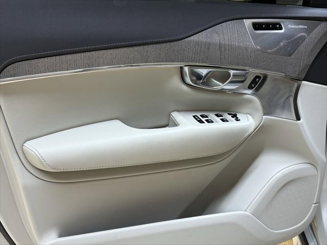 used 2022 Volvo XC90 Recharge Plug-In Hybrid car, priced at $49,999