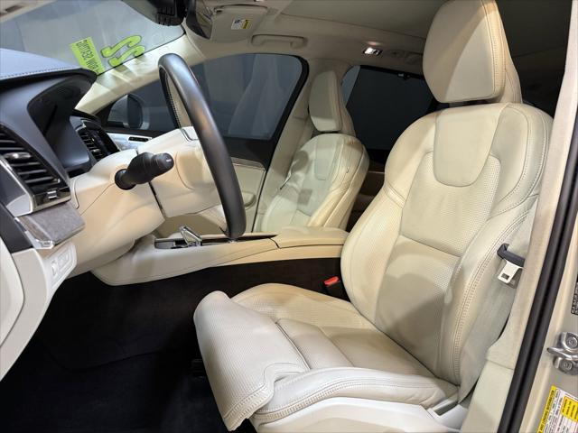 used 2022 Volvo XC90 Recharge Plug-In Hybrid car, priced at $49,999