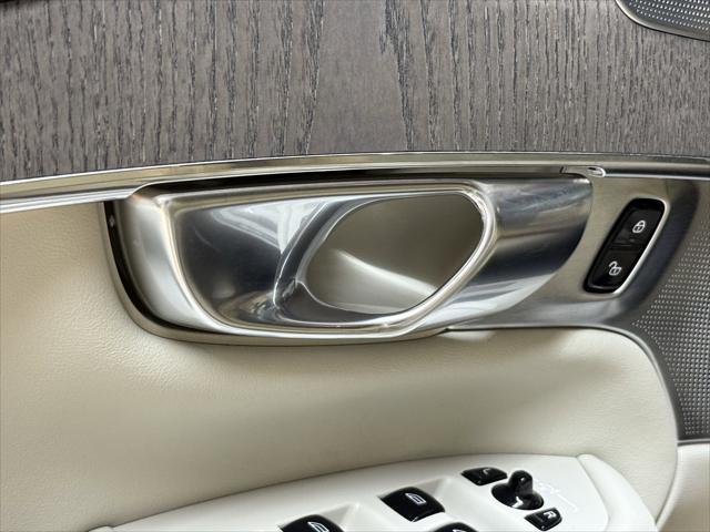 used 2022 Volvo XC90 Recharge Plug-In Hybrid car, priced at $49,999