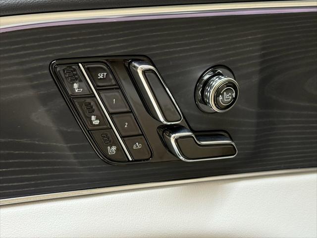 new 2025 Cadillac LYRIQ car, priced at $69,515